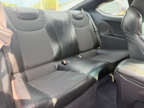 Used 2014 Hyundai Genesis 2.0T RWD image 13