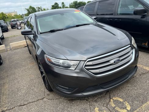 Used 2015 Ford Taurus SEL w/ Equipment Group 201A AWD/4WD image 22