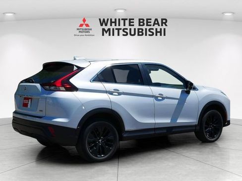 Used 2023 Mitsubishi Eclipse Cross LE AWD/4WD image 5