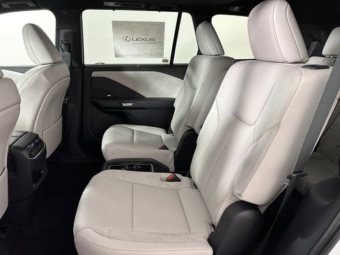 New 2026 Lexus TX 350 AWD image 17