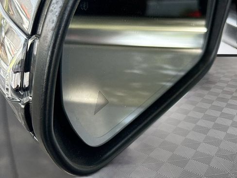 Used 2022 Mercedes-Benz GLB 250 image 17
