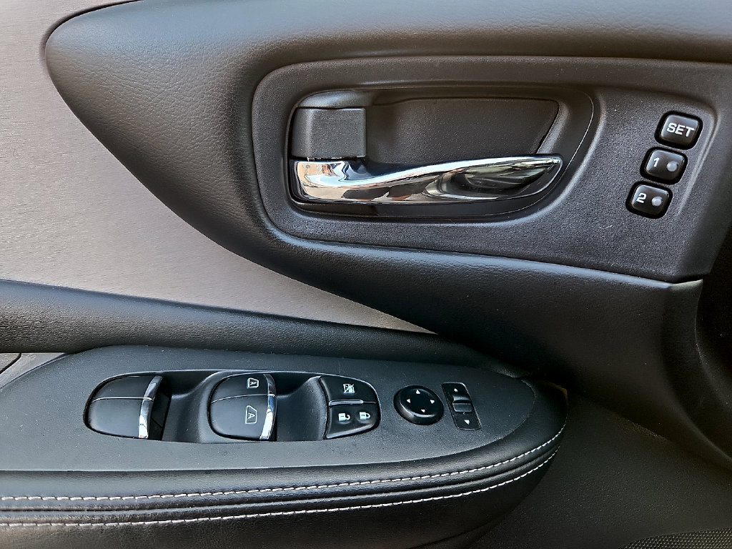 Used 2022 Nissan Murano SL FWD image 15