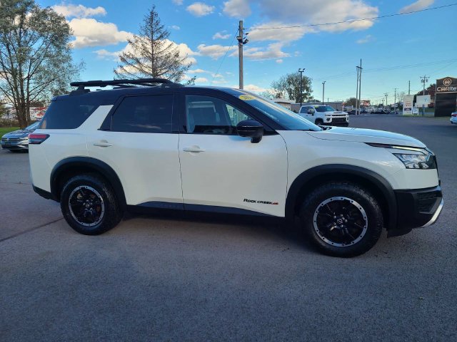 Used 2023 Nissan Pathfinder Rock Creek AWD/4WD image 5