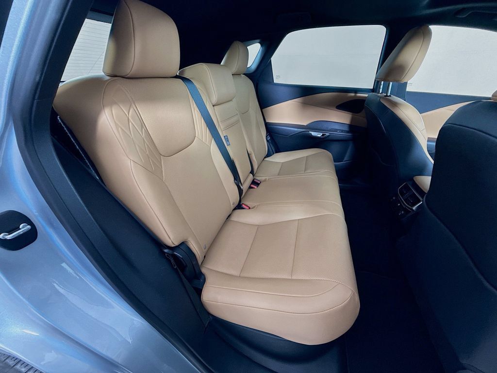 Certified 2025 Lexus RX 350 Premium w/ Convenience Package FWD image 29