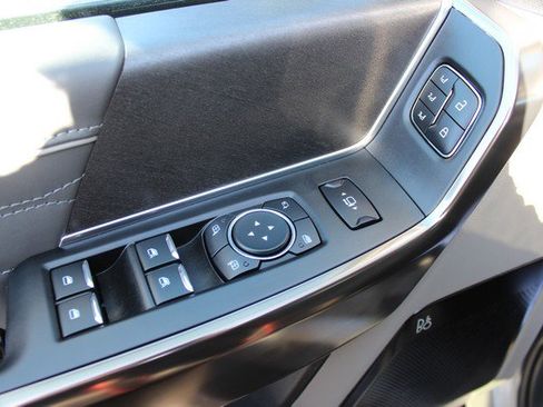 Used 2026 Ford F450 Platinum w/ Platinum Plus Package image 9