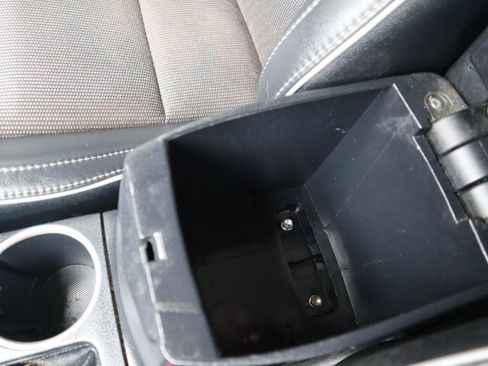 Used 2016 Toyota Corolla S FWD image 71