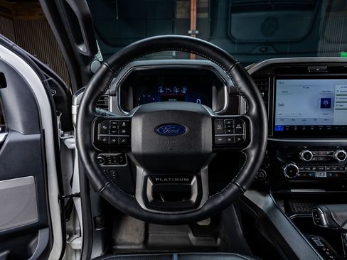 Used 2025 Ford F150 Platinum AWD/4WD image 19