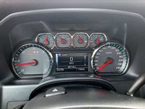 Used 2018 Chevrolet Silverado 1500 LT w/ All Star Edition image 15