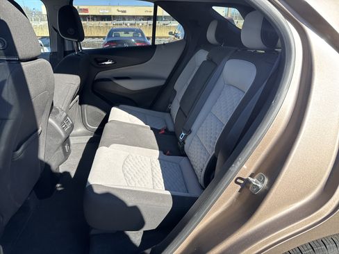 Used 2019 Chevrolet Equinox LS w/ LS Convenience Package image 13