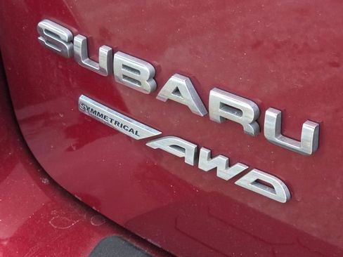 Used 2019 Subaru Crosstrek 2.0i Limited w/ Moonroof Package w/Navigation image 18