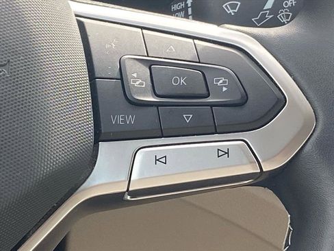 Used 2022 Volkswagen Atlas SE w/ Black Wheel Package image 7