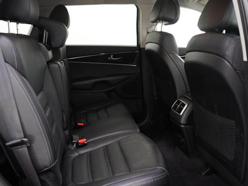 Used 2016 Kia Sorento EX AWD/4WD image 12