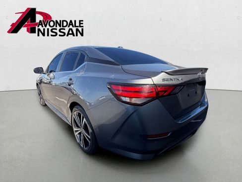 Used 2021 Nissan Sentra SR FWD image 2