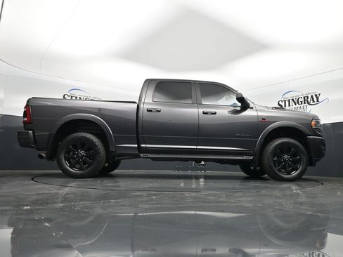 Used 2022 RAM 3500 Laramie w/ Night Edition AWD/4WD image 33