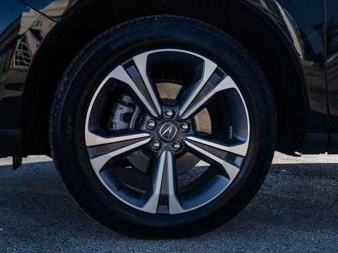 Certified 2025 Acura RDX w/ Technology Package image 11