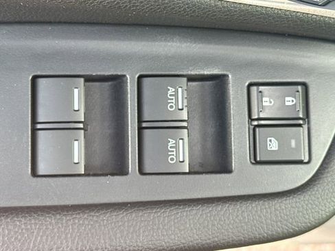 Used 2022 Honda Pilot Special Edition image 12