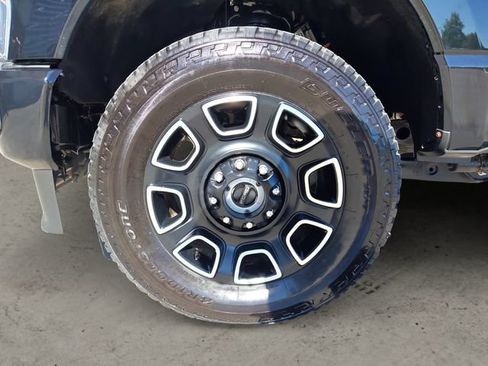 Certified 2025 Ford F350 Platinum AWD/4WD image 14