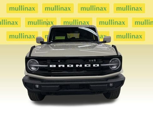 New 2026 Ford Bronco Outer Banks image 14