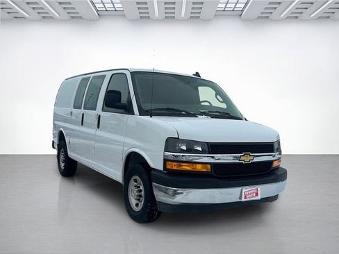 Used 2024 Chevrolet Express 2500 w/ Driver Convenience Package RWD image 2