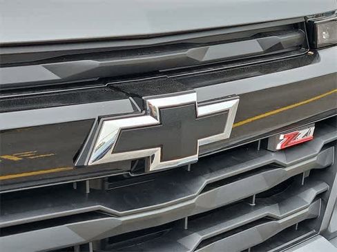 New 2025 Chevrolet Colorado Z71 image 25