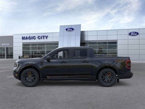 New 2025 Ford Maverick Tremor image 3