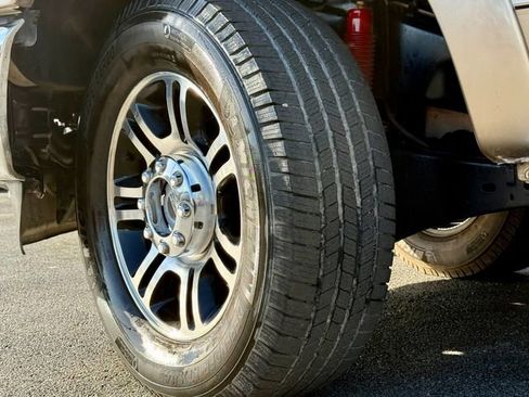 Used 2013 Ford F250 Lariat w/ Lariat Ultimate Pkg image 26