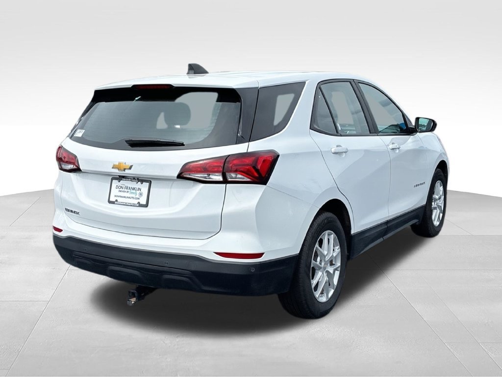 Used 2023 Chevrolet Equinox LS FWD image 8