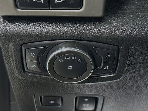 Used 2018 Ford F250 Platinum w/ Platinum Ultimate Package AWD/4WD image 10