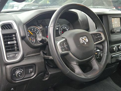 Used 2022 RAM 1500 Big Horn AWD/4WD image 10