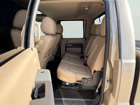Used 2014 Ford F250 Lariat w/ Lariat Ultimate Package AWD/4WD image 19