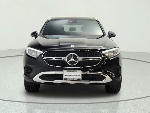 Certified 2026 Mercedes-Benz GLC 300 image 2