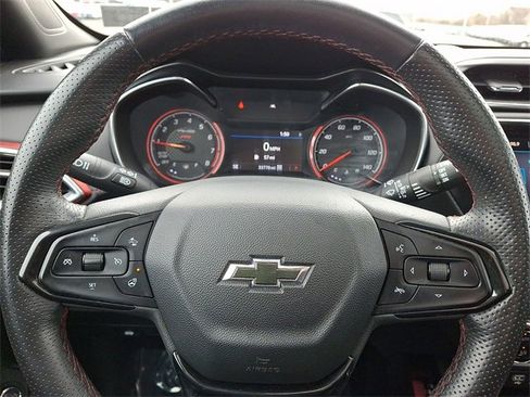 Used 2022 Chevrolet TrailBlazer RS w/ Sun and Liftgate Package image 19