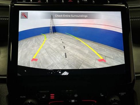 New 2025 Jeep Grand Cherokee L Limited w/ Black Appearance Package image 11