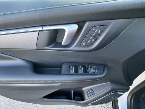New 2026 Buick Enclave Sport Touring w/ Power Package AWD/4WD image 15