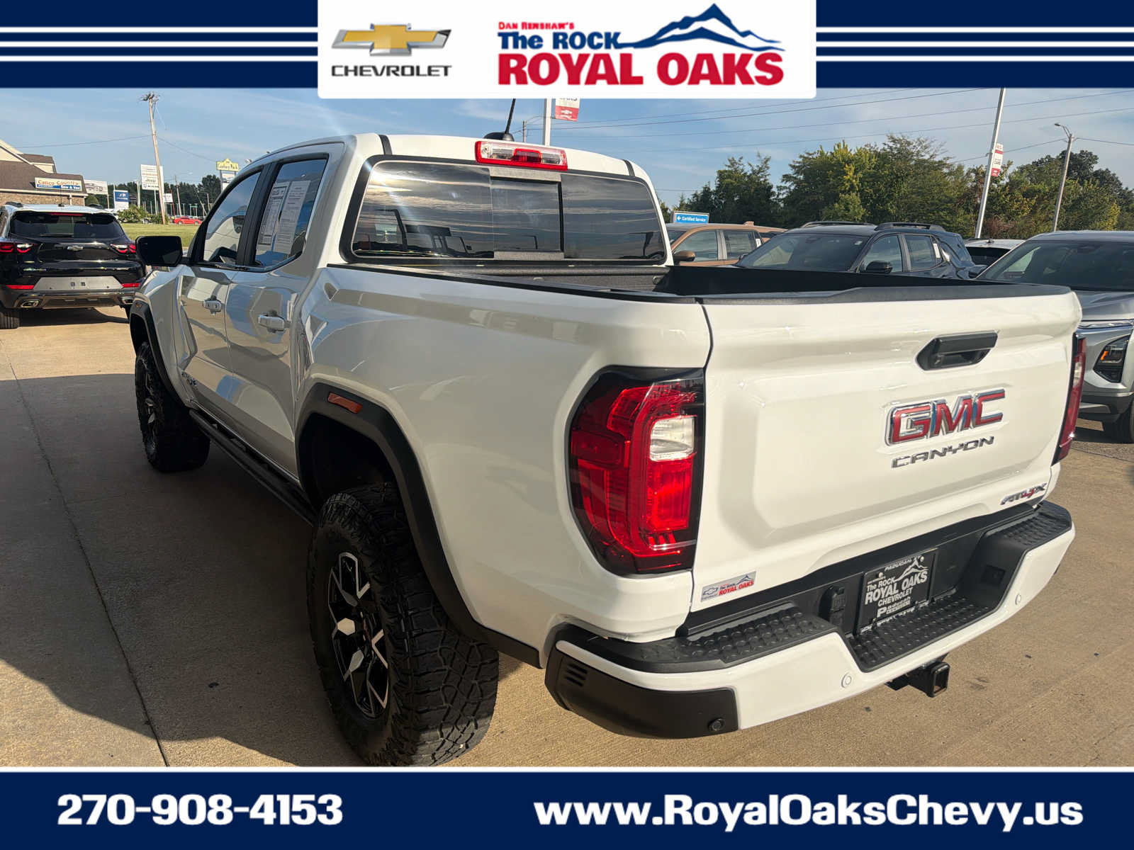 Used 2024 GMC Canyon AT4X AWD/4WD image 3