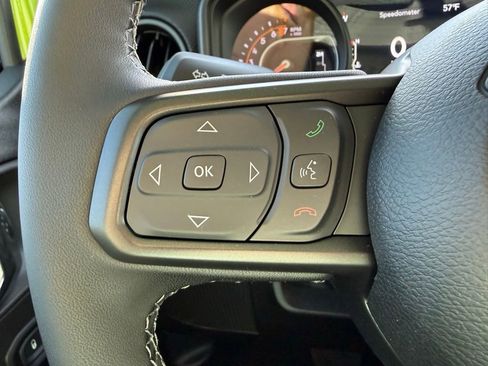 New 2025 Jeep Gladiator Mojave w/ Convenience Group image 16