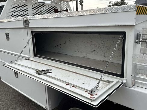 Used 2016 Ford F450 XL w/ Power Equipment Group image 8