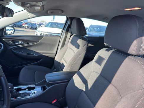 Used 2024 Chevrolet Malibu LT image 26