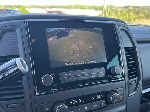 Certified 2024 Nissan Titan SV w/ SV Convenience Package AWD/4WD image 31