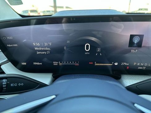 Used 2025 Buick Enclave Avenir w/ Trailering Package, 5000 lbs. image 11