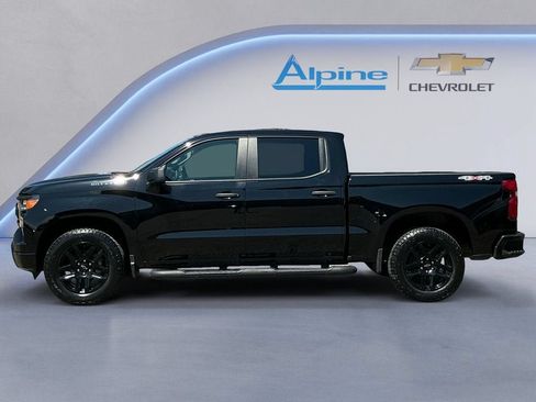 Used 2024 Chevrolet Silverado 1500 Custom AWD/4WD image 2