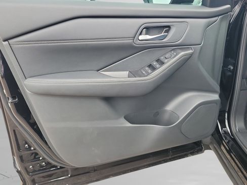 New 2026 Nissan Rogue SV w/ SV Premium Package image 18