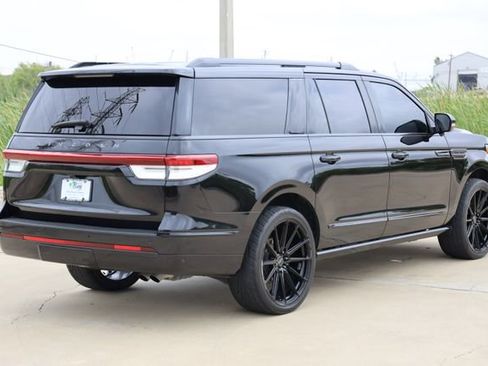 Used 2023 Lincoln Navigator L Black Label AWD/4WD image 8