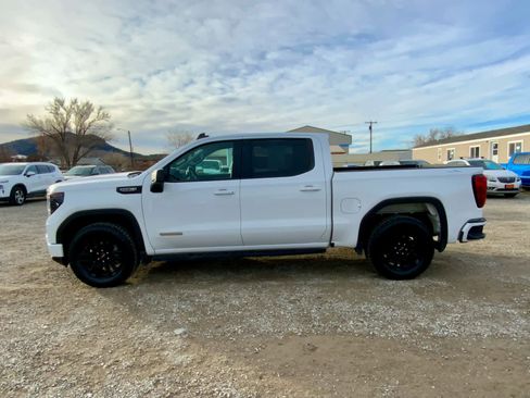 Certified 2022 GMC Sierra 1500 Elevation image 2