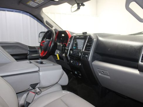 Used 2016 Ford F150 XLT w/ Equipment Group 302A Luxury AWD/4WD image 29
