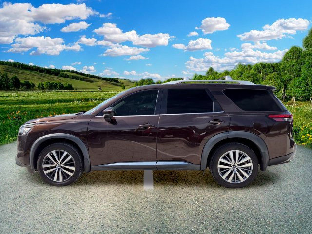 Used 2022 Nissan Pathfinder Platinum w/ Cargo Package AWD/4WD image 3