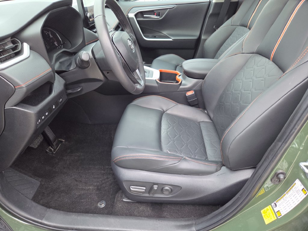 Used 2024 Toyota RAV4 Adventure w/ Convenience Package AWD/4WD image 6