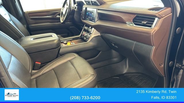 Used 2021 GMC Yukon XL Denali w/ LPO, Illumination Package AWD/4WD image 29