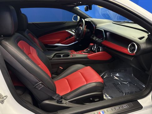 Used 2017 Chevrolet Camaro SS image 24