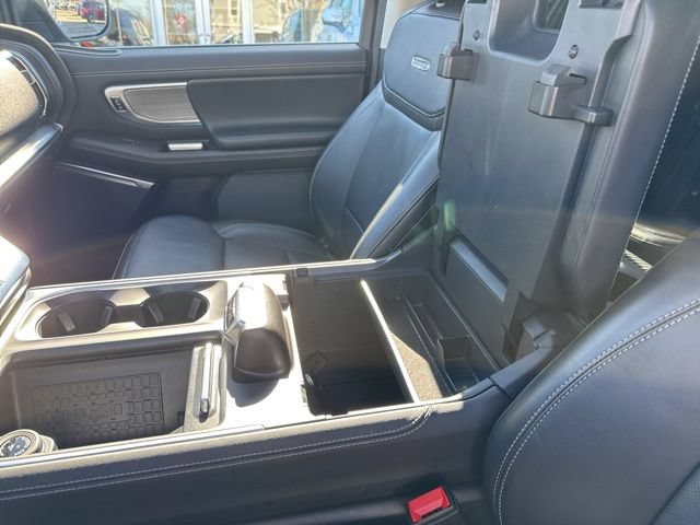 Used 2025 Ford Expedition Platinum AWD/4WD image 23